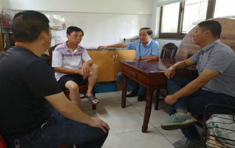 講原則、講擔(dān)當(dāng)、講奉獻(xiàn)，爭(zhēng)當(dāng)弘揚(yáng)正能量的典型 ---宣傳學(xué)習(xí)王德林同志的先進(jìn)事跡