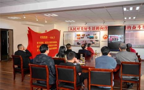 心中的感動(dòng) 化之為行動(dòng)！-- 收看學(xué)習(xí)《榜樣5》