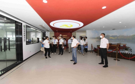 帶著激揚干勁帶著奮斗目標(biāo)勇毅前行！